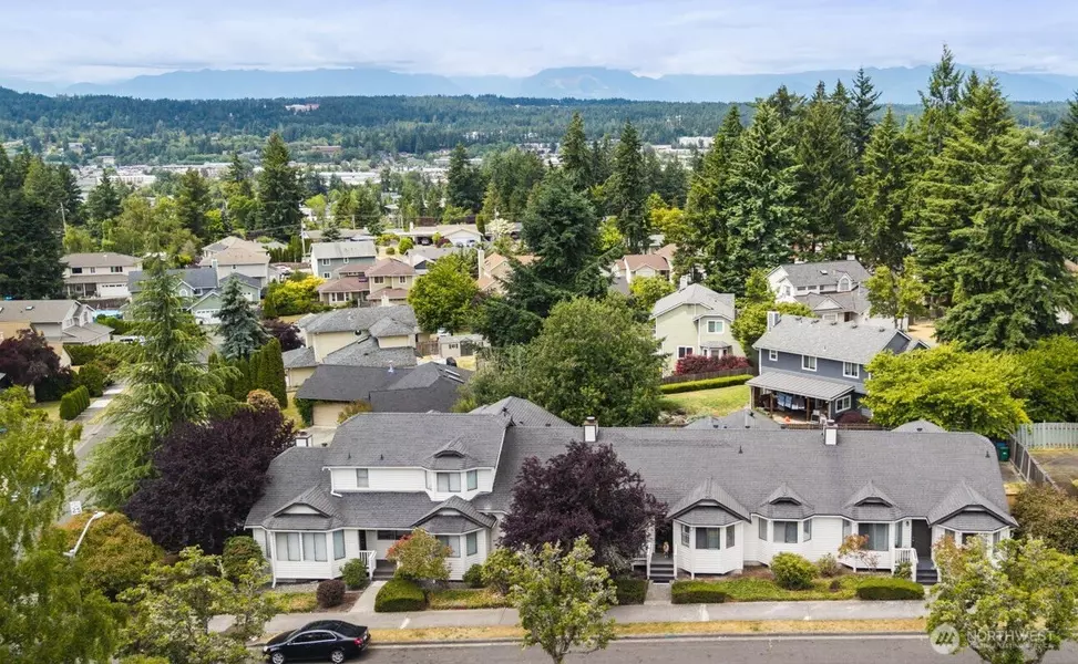 9695 Spinnaker BLVD NW, Silverdale, WA 98383