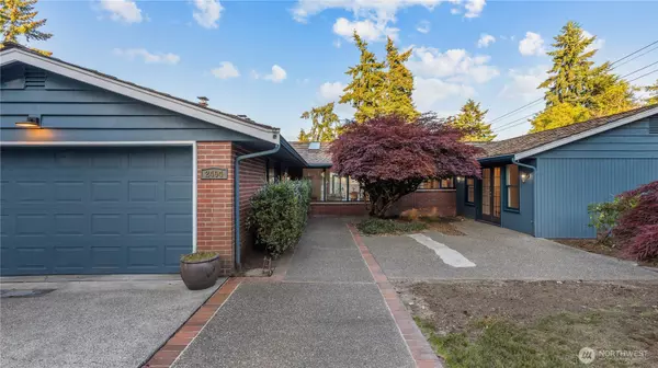 2404 79th AVE NE, Medina, WA 98039