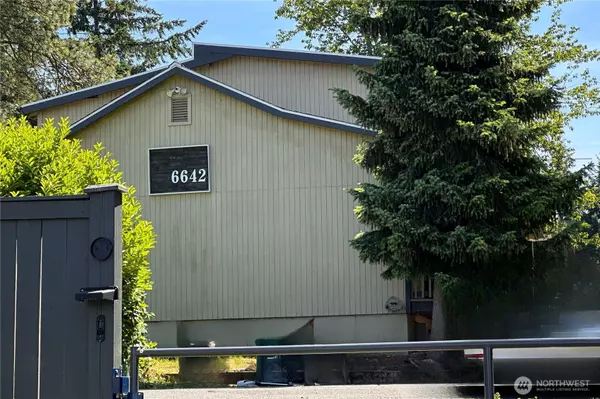 6642 State Highway 303, Bremerton, WA 98383