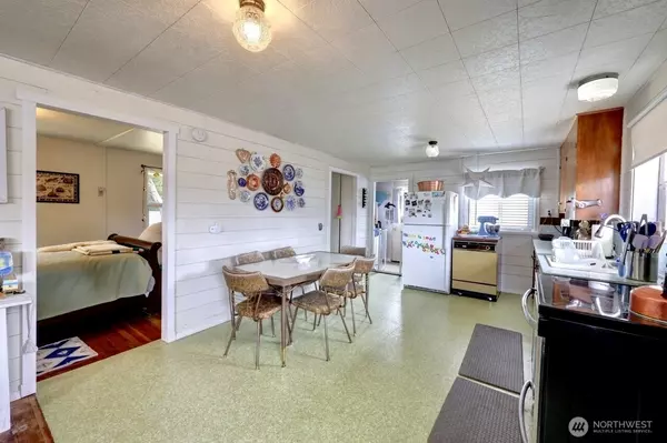 Long Beach, WA 98631,1215 199th PL