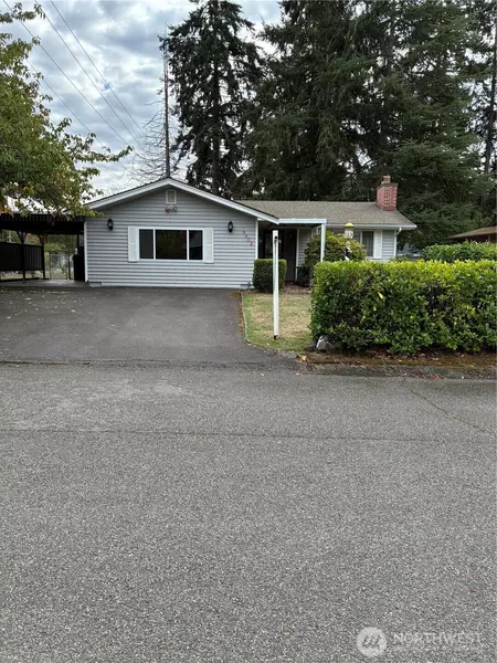 9902 114th ST SW, Lakewood, WA 98498