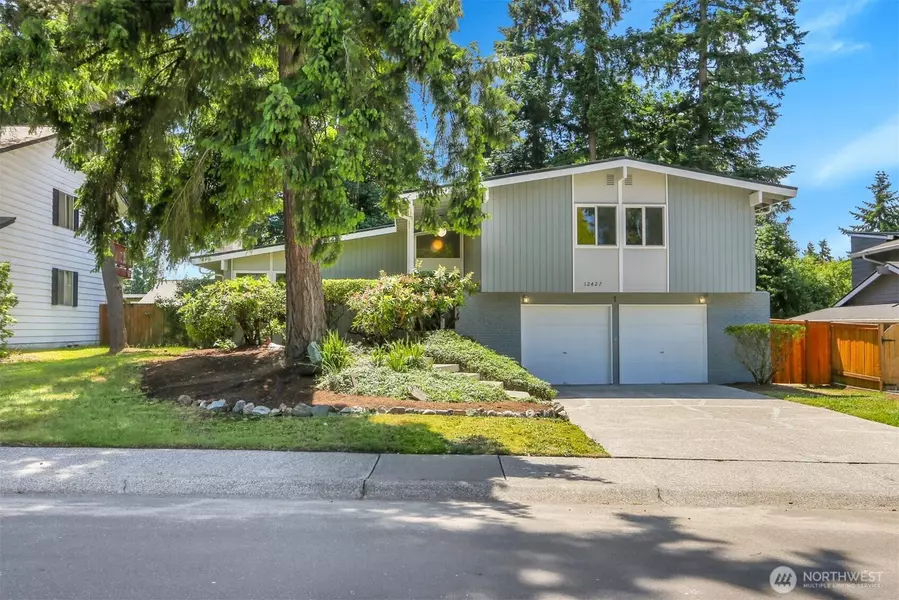 12427 NE 141st WAY, Kirkland, WA 98034