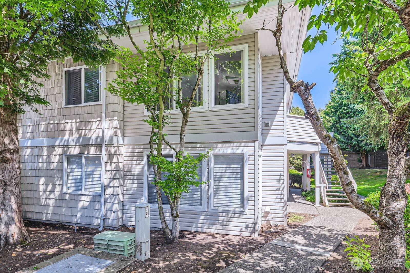 9210 Market PL #F202, Lake Stevens, WA 98258