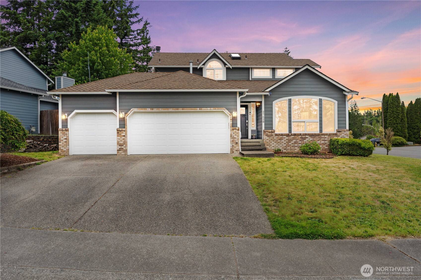 27628 221st AVE SE, Maple Valley, WA 98038
