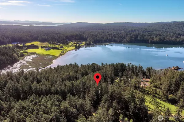 Friday Harbor, WA 98250,128 White Point RD