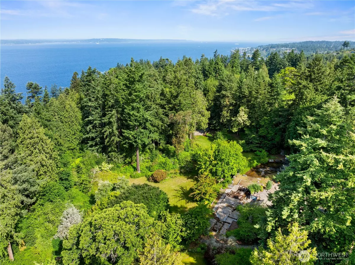 Shoreline, WA 98177,105 NW Highland DR