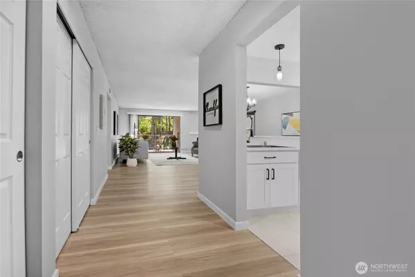 Redmond, WA 98052,13680 NE 69th ST #635