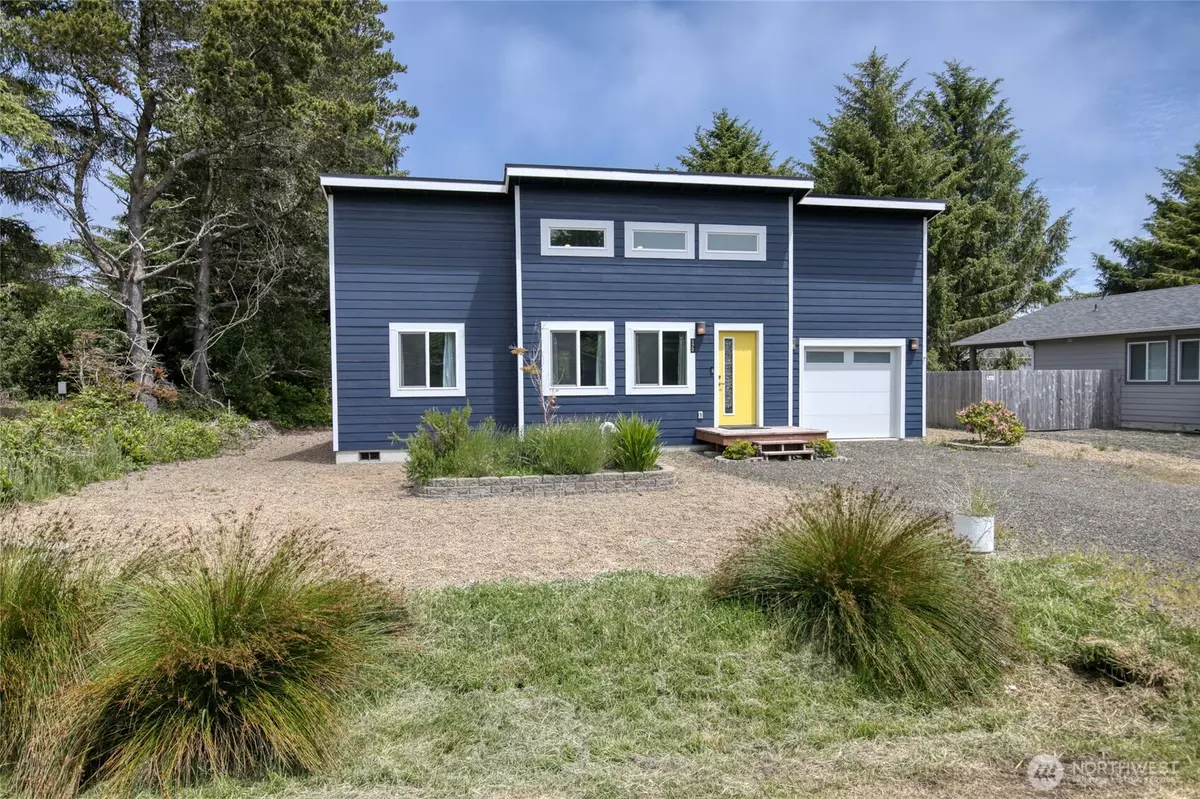 Ocean Shores, WA 98569,172 N Narwhal LOOP NW