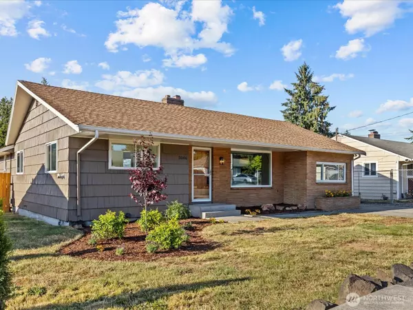 3046 S 200th ST, Seatac, WA 98198