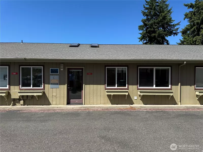 31 Colwell ST, Port Hadlock, WA 98339