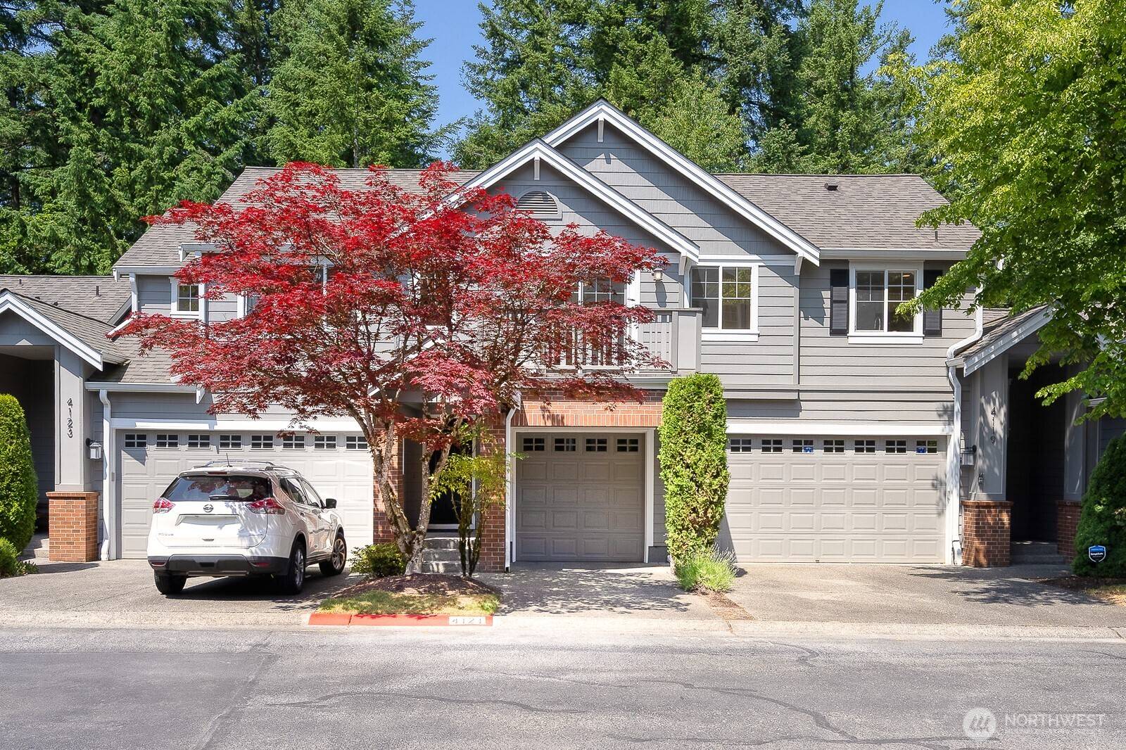 4121 248th CT SE #45, Sammamish, WA 98029