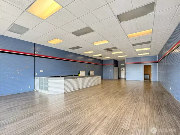 Sequim, WA 98382,1400 W Washington ST #107