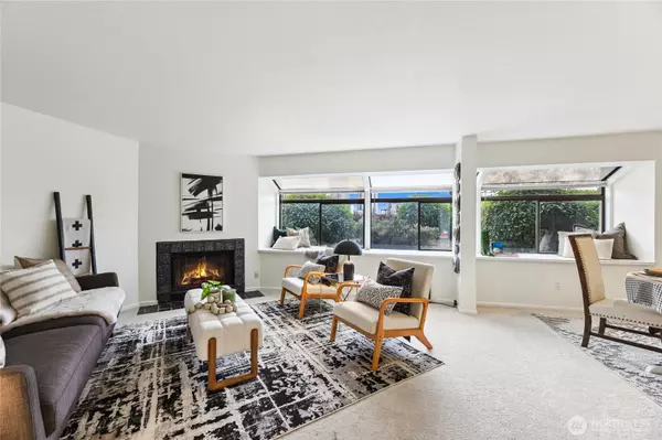 Seattle, WA 98102,150 Melrose AVE E #105