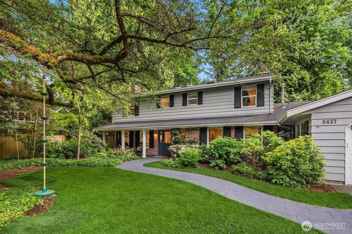 Mercer Island, WA 98040,8437 SE 62nd ST