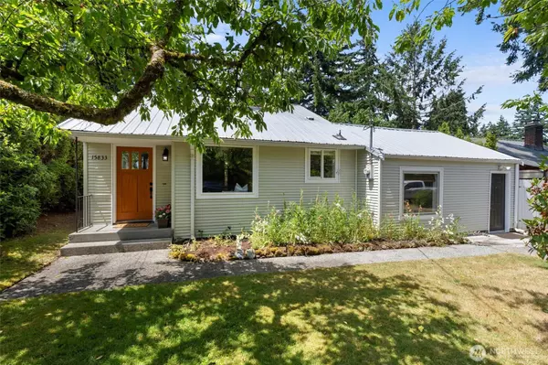 15833 7th AVE SW, Burien, WA 98166