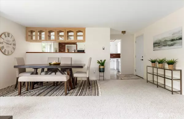 Oak Harbor, WA 98277,27540 SR 20