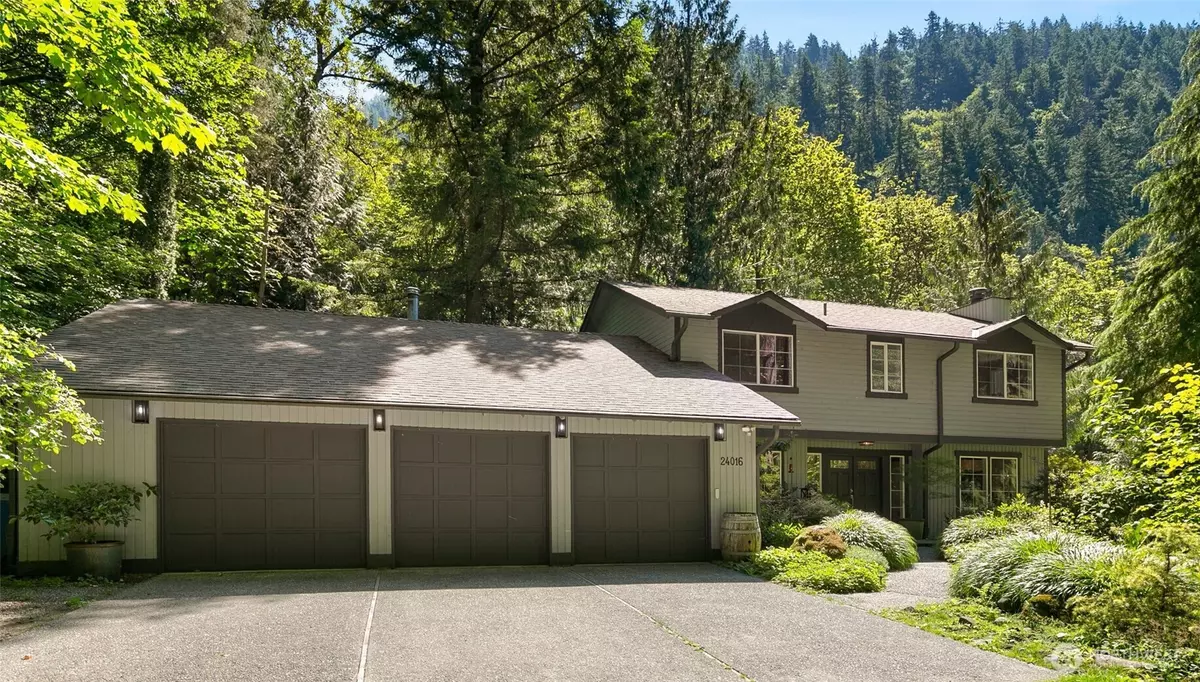 Issaquah, WA 98027,24016 SE 111th ST