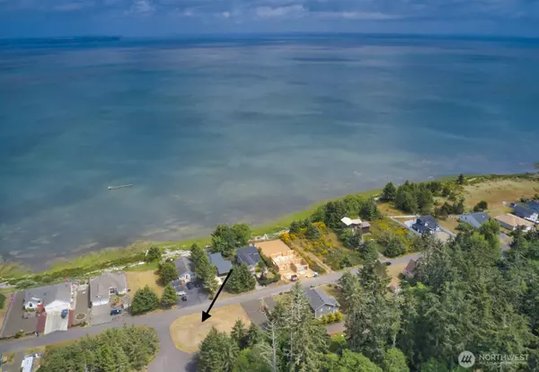 177 Sunrise AVE SE, Ocean Shores, WA 98569