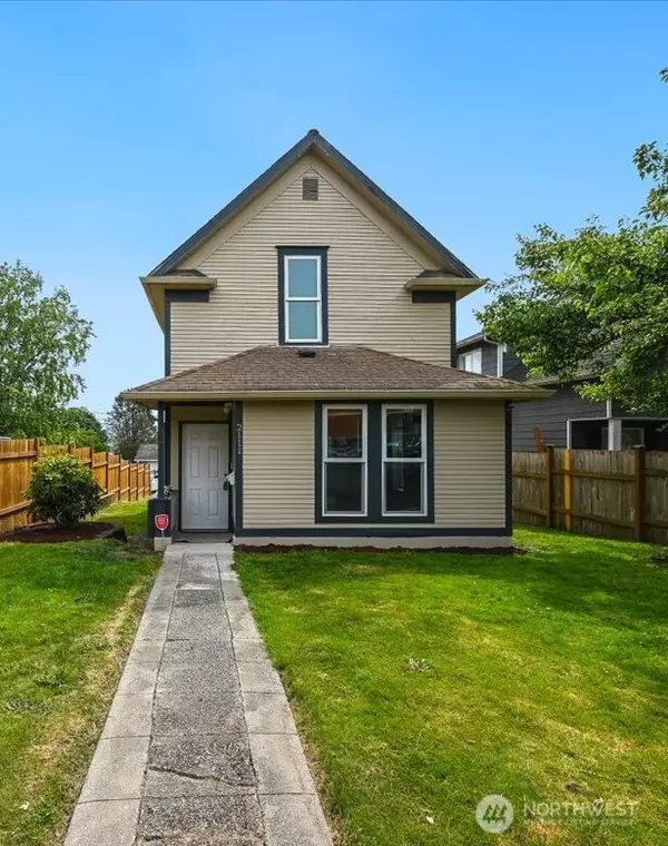 2111 Cleveland AVE, Everett, WA 98201