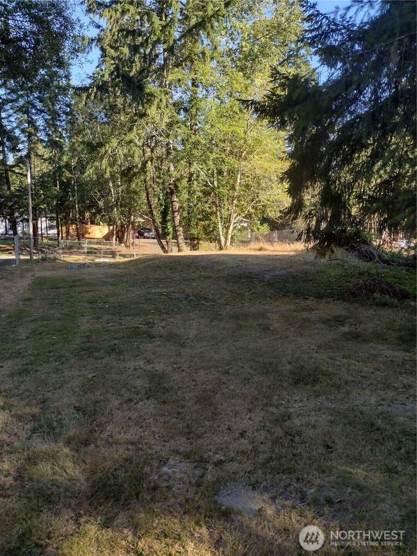 551 E Lakeshore DR E, Shelton, WA 98584
