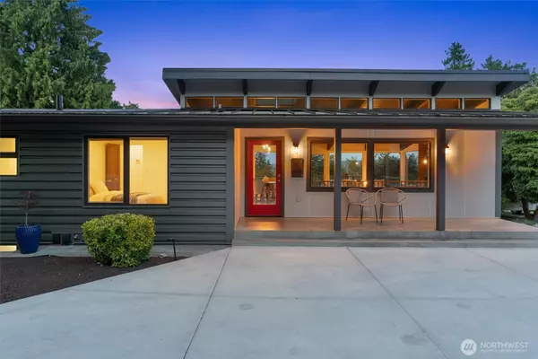 16506 34th AVE NE, Lake Forest Park, WA 98155