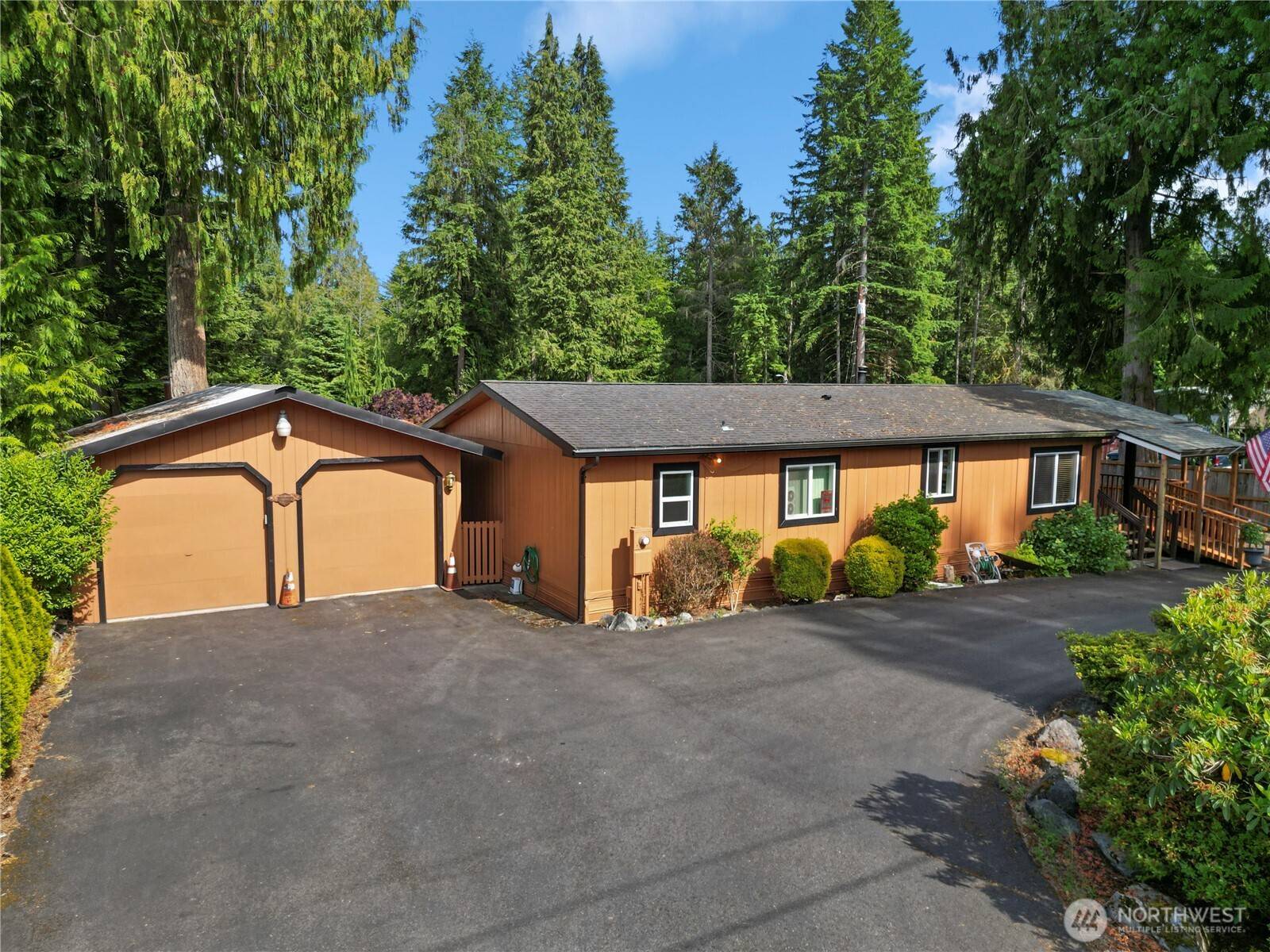8031 Fir Tree LN, Lake Stevens, WA 98258