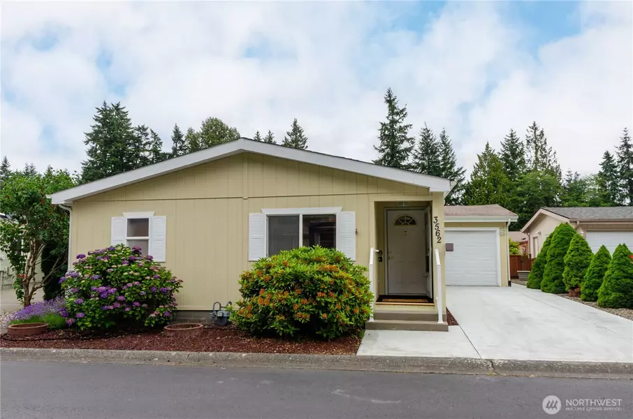 3562 Sylvan Pines LN, Bremerton, WA 98310