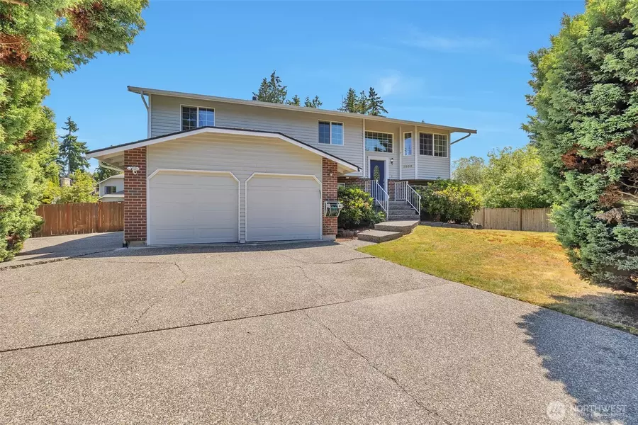 7906 211 PL SW, Edmonds, WA 98026