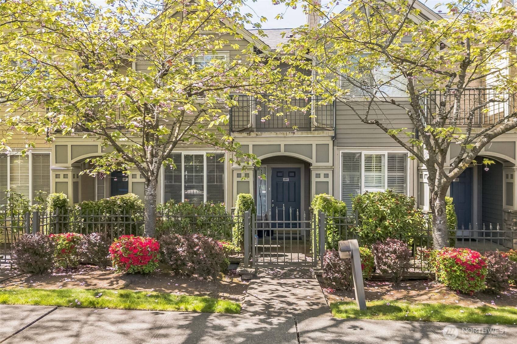 9209 124th AVE NE #L604, Kirkland, WA 98033