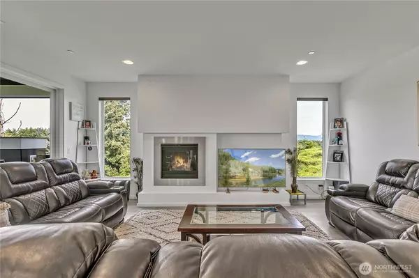 Auburn, WA 98092,12728 SE 287th PL