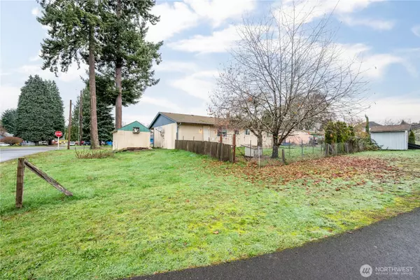 Castle Rock, WA 98611,642 SW 5th AVE