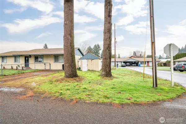 Castle Rock, WA 98611,642 SW 5th AVE