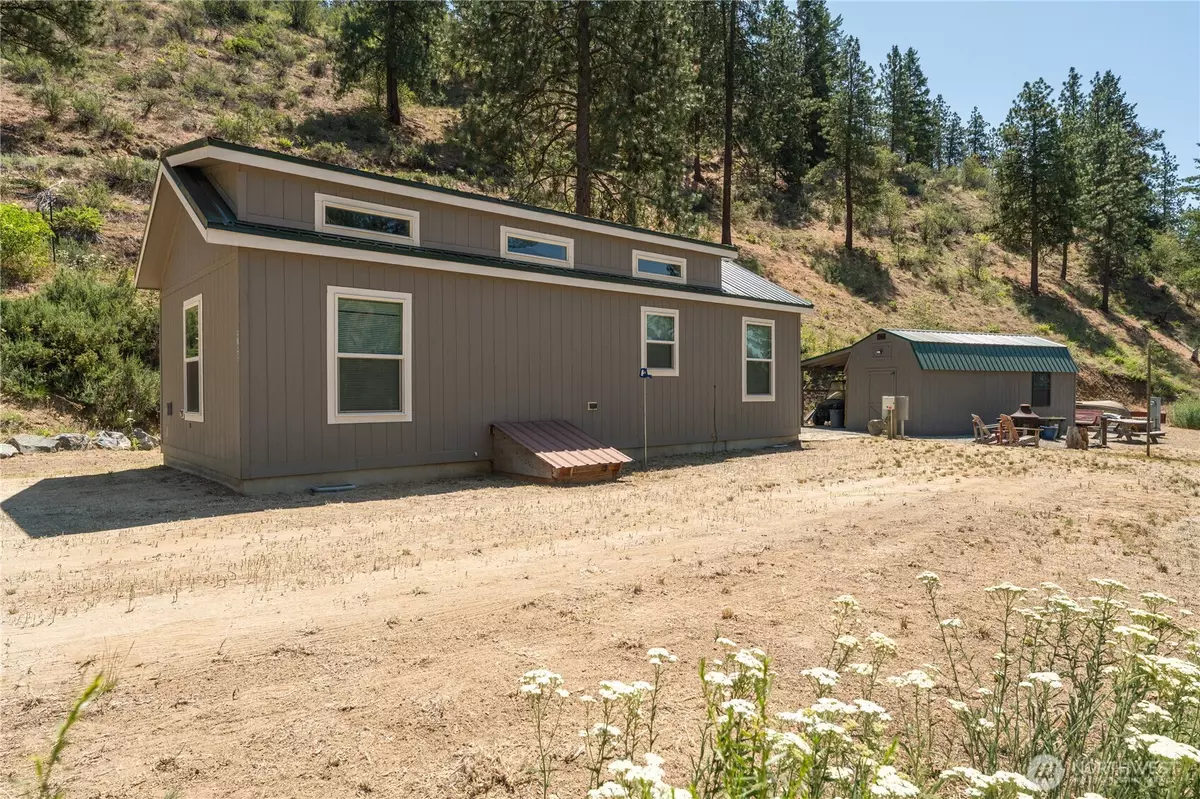 Chelan, WA 98816,968 Cagle Gulch RD
