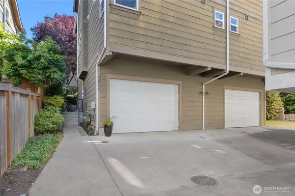 3806 Interlake AVE N #B, Seattle, WA 98103