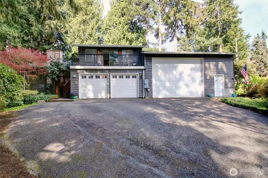908 185th ST SW, Lynnwood, WA 98037