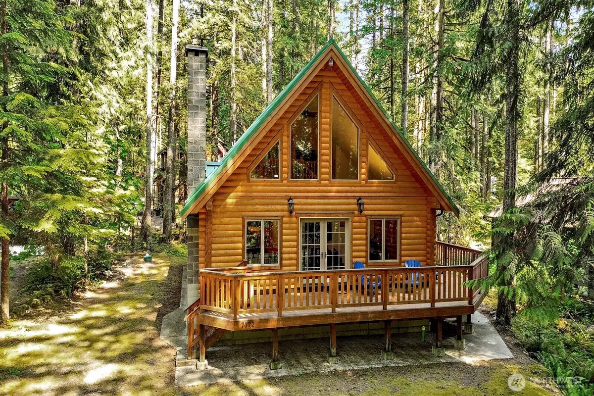 Glacier, WA 98244,7472 Glacier Springs DR