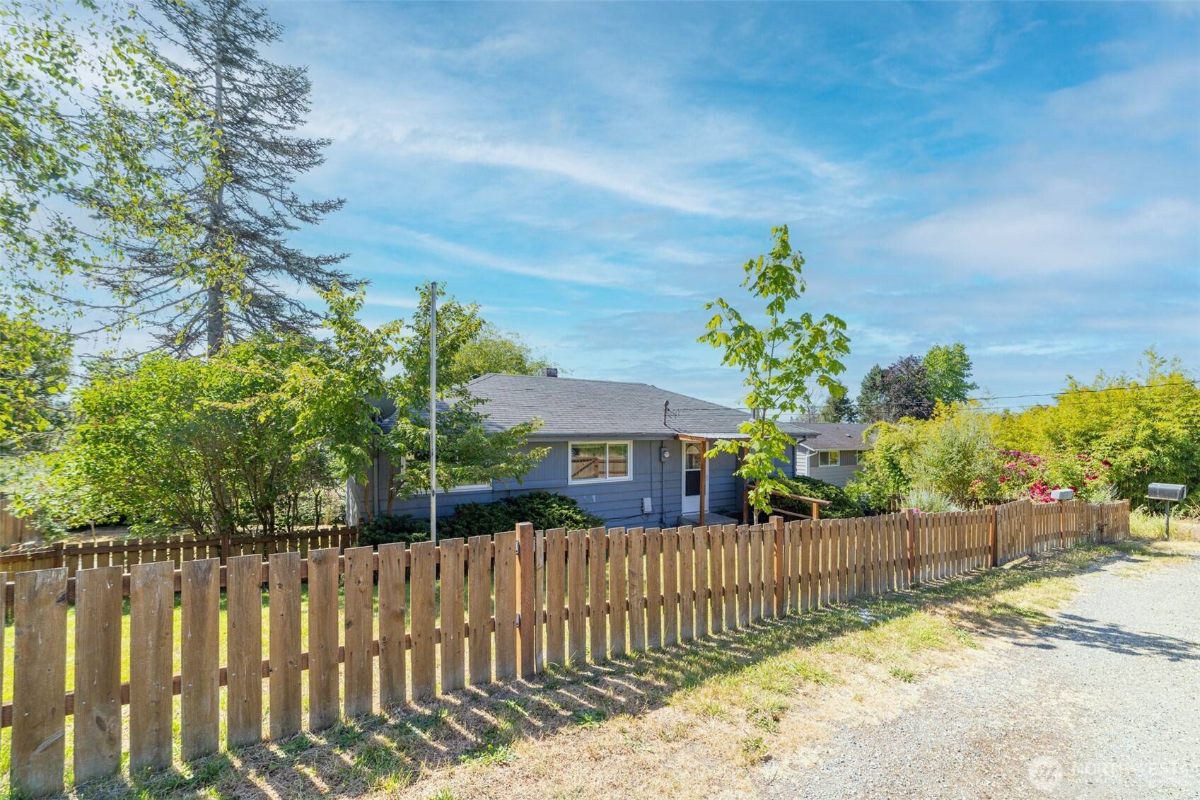 21006 9th AVE S, Des Moines, WA 98198