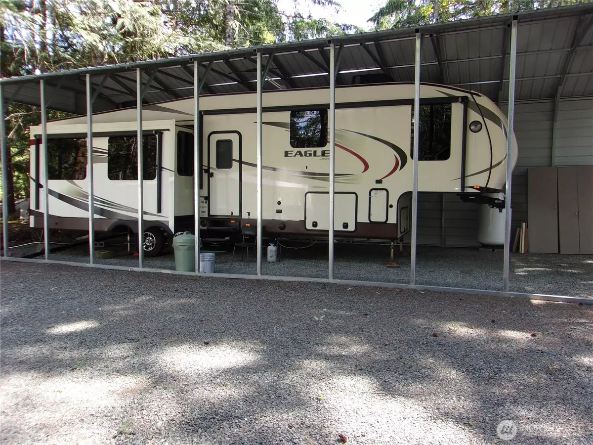 Brinnon, WA 98320,60 King DR