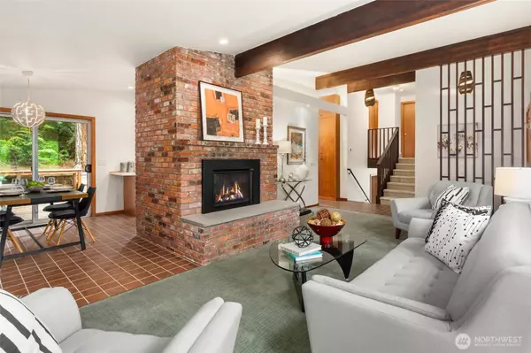 Bellevue, WA 98007,14460 NE 16th PL