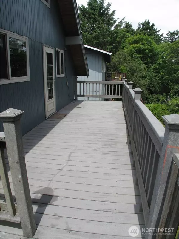 Ocean Park, WA 98640,33610 J PL