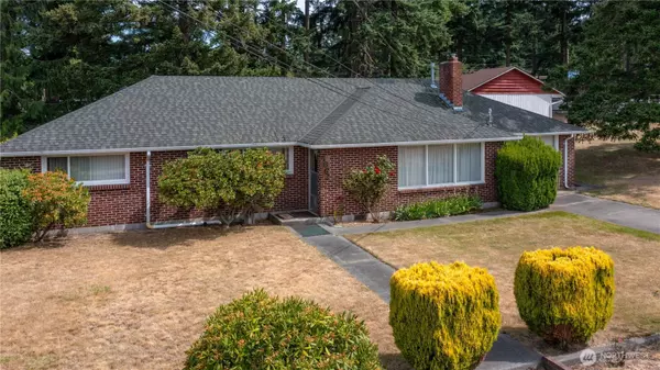 Oak Harbor, WA 98277,1662 NE 5th AVE