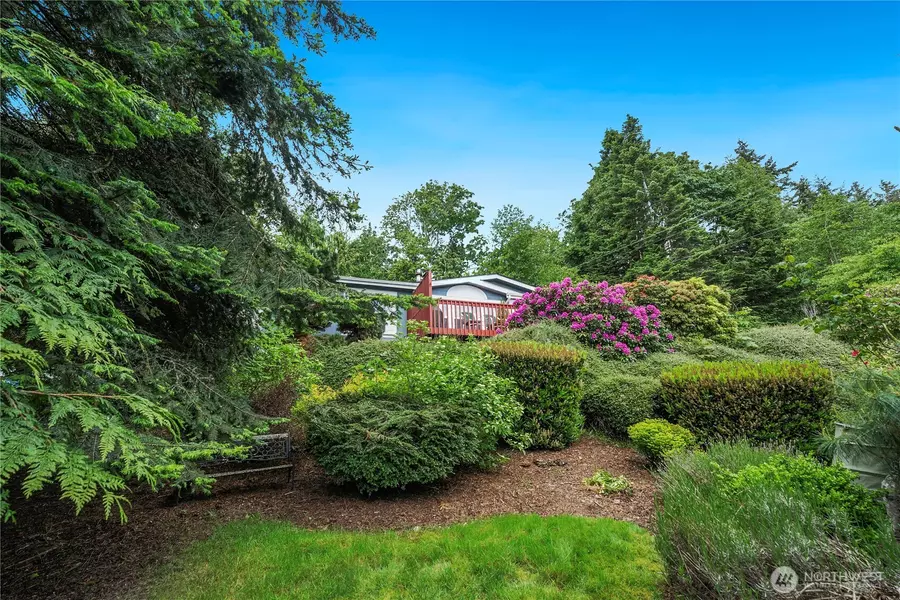 832 Margie Ann DR, Camano Island, WA 98282