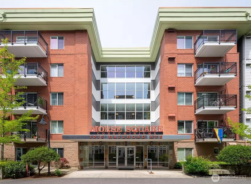 1015 Railroad AVE #518, Bellingham, WA 98225