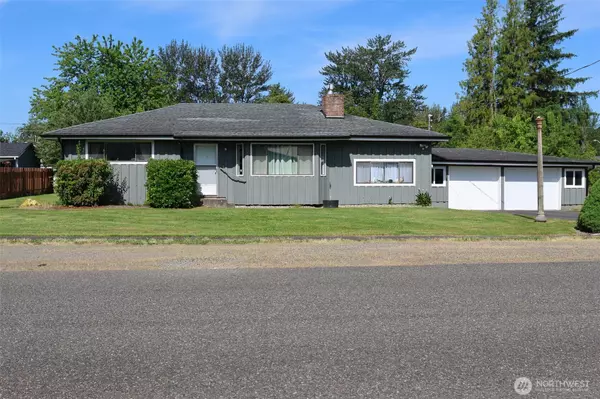 251 N 2nd ST N, Buckley, WA 98321