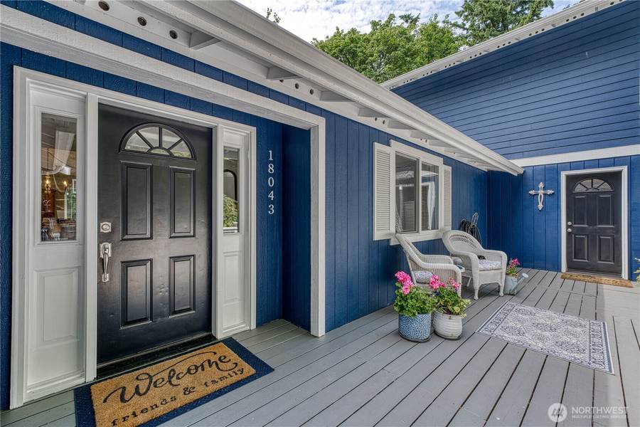 18043 Noll RD NE, Poulsbo, WA 98370