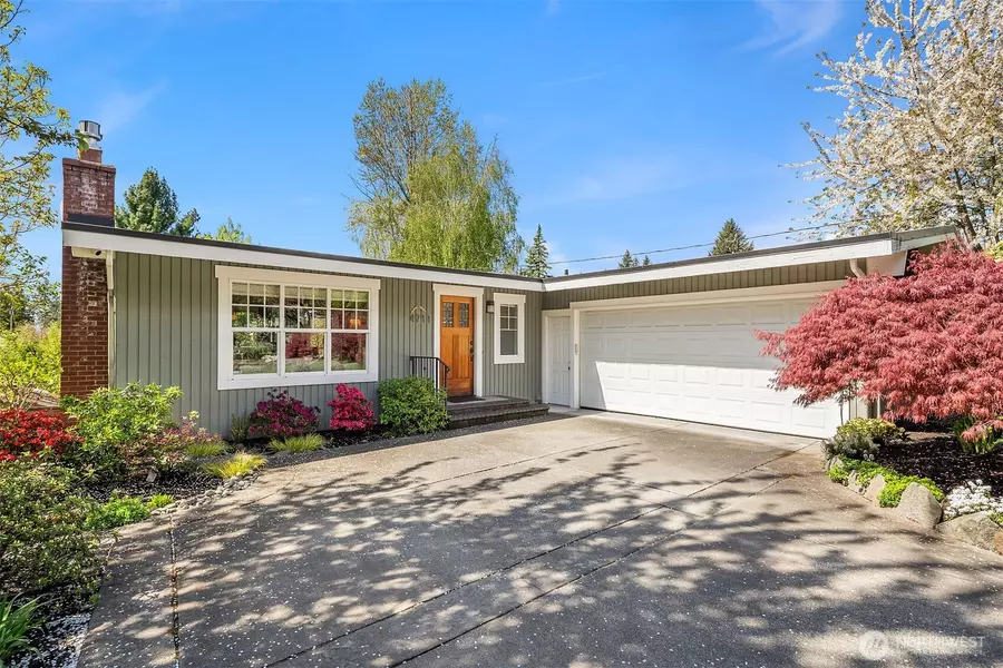 4711 110th AVE NE, Kirkland, WA 98033