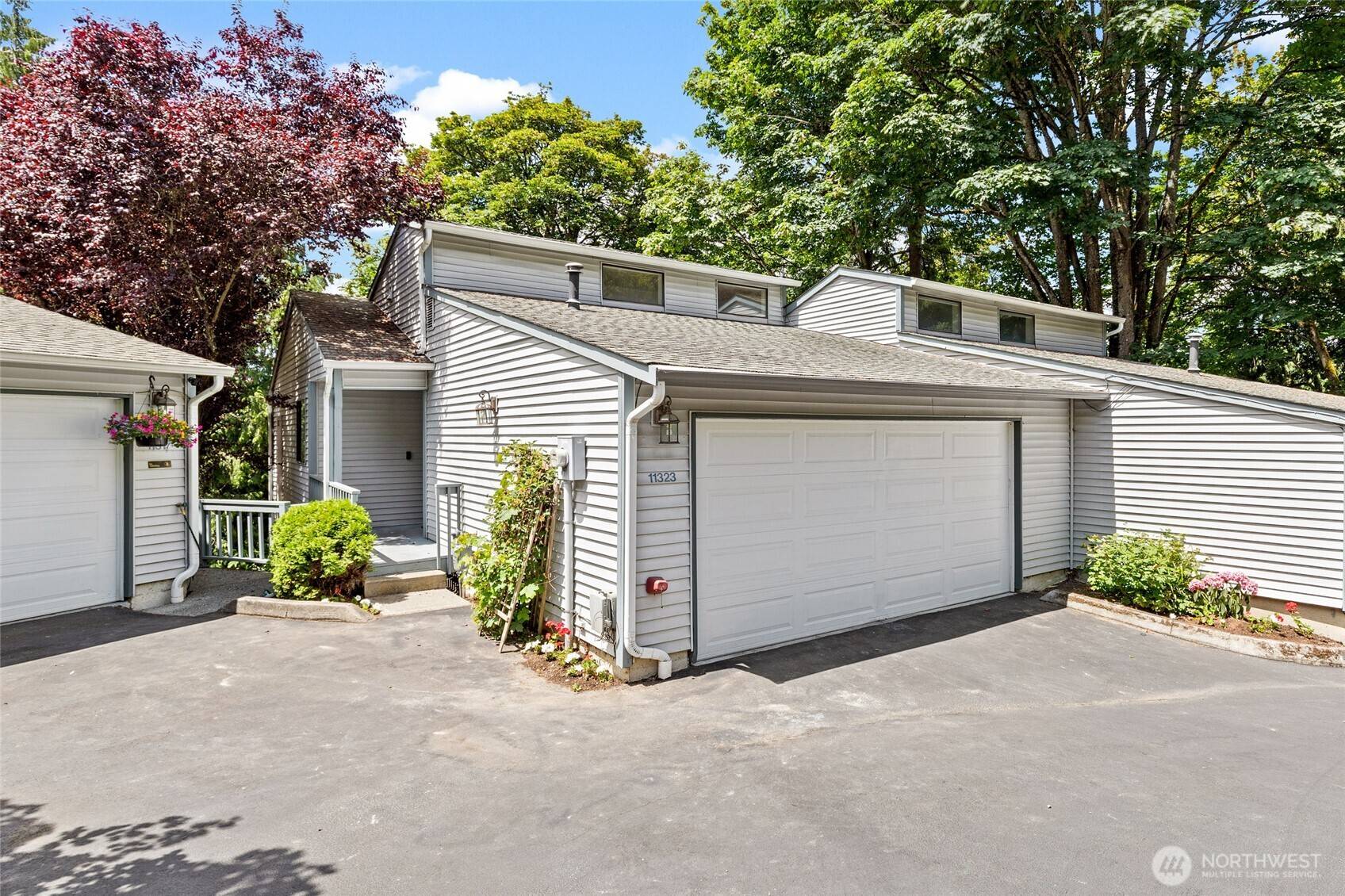 11323 101st PL NE, Kirkland, WA 98033