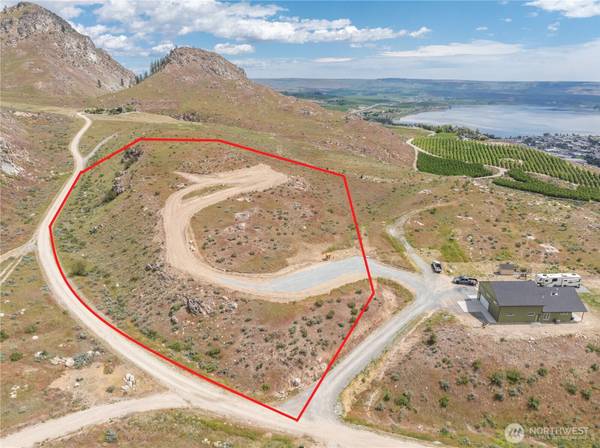 52 N Henney LN,  Brewster,  WA 98812