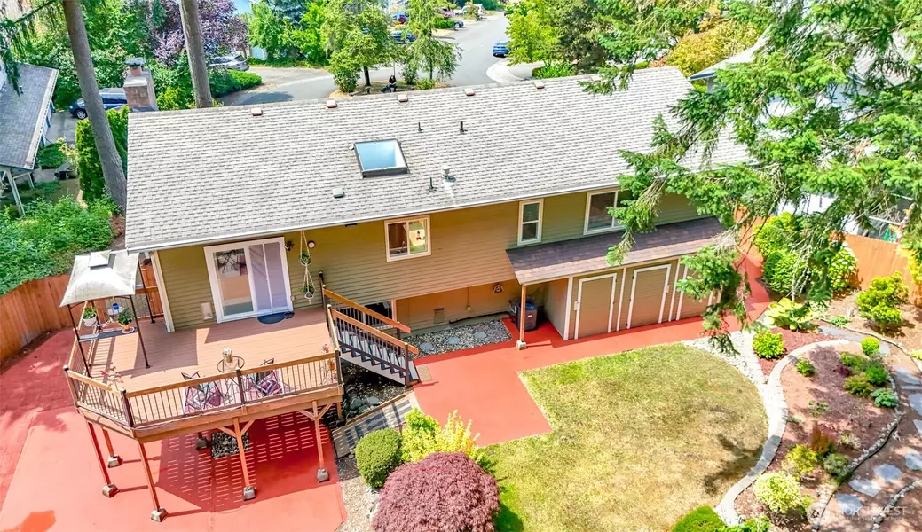 502 SW 326th ST, Federal Way, WA 98023
