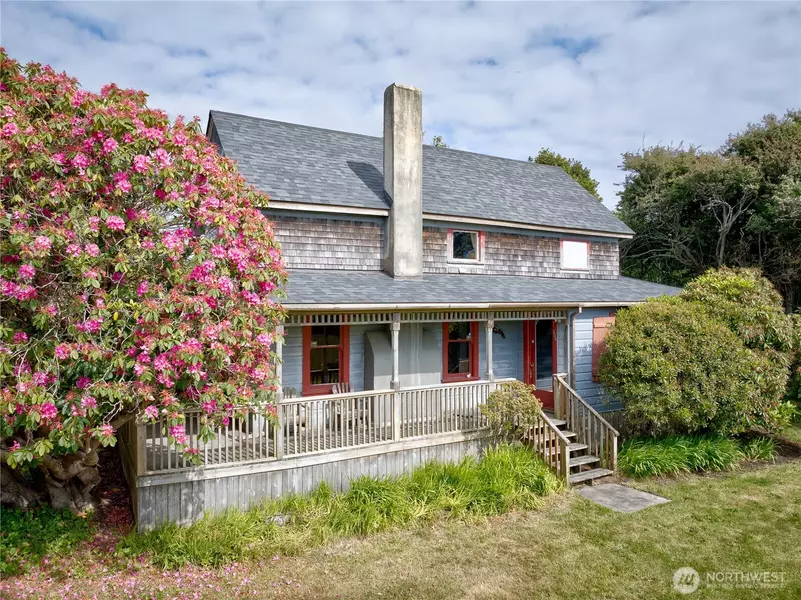 209 3rd ST SE, Long Beach, WA 98631